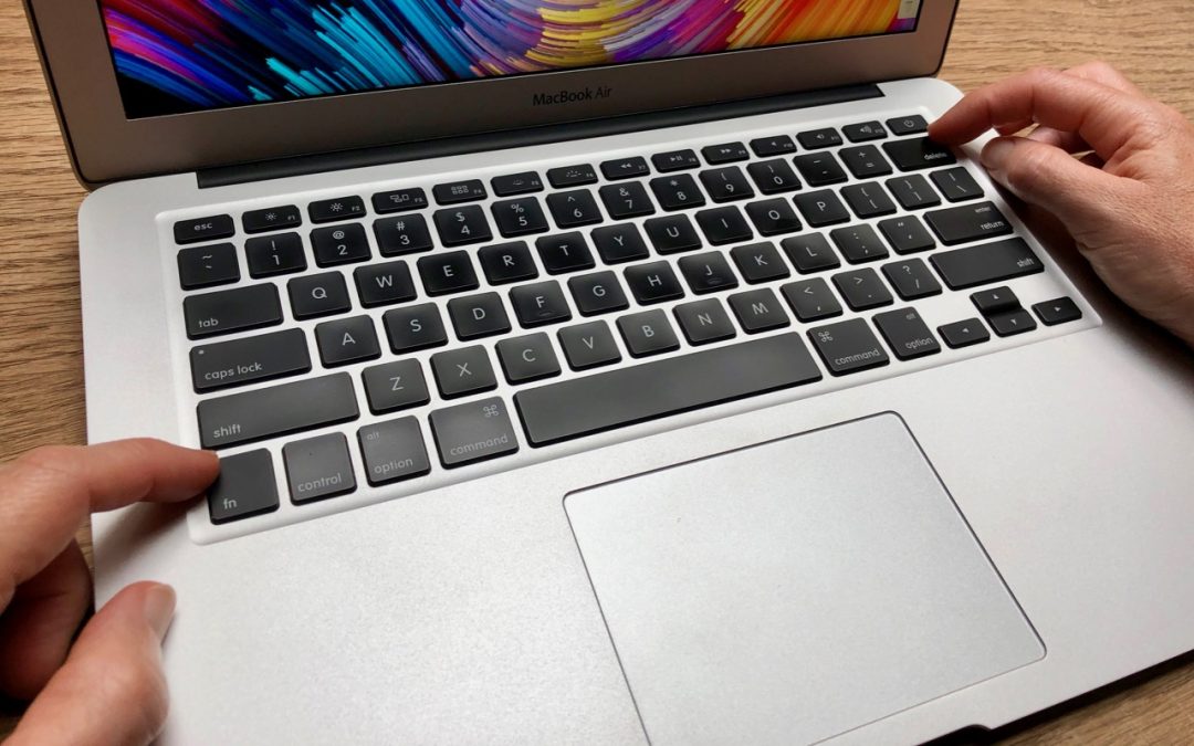Two Secret Key Combos For Forward Delete On The Magic And MacBook Two Secret Key Combos For Forward Delete On The Magic And MacBook